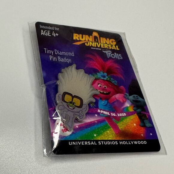 Running Universal - Virtual 5k Featuring the Trolls Race Collectors Pin HTF - Picture 2 of 3